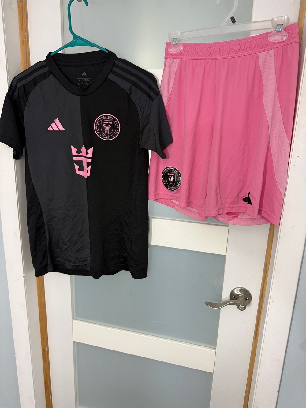 adidas Messi 10 Black and Pink Soccer Jersey and Shorts Set
